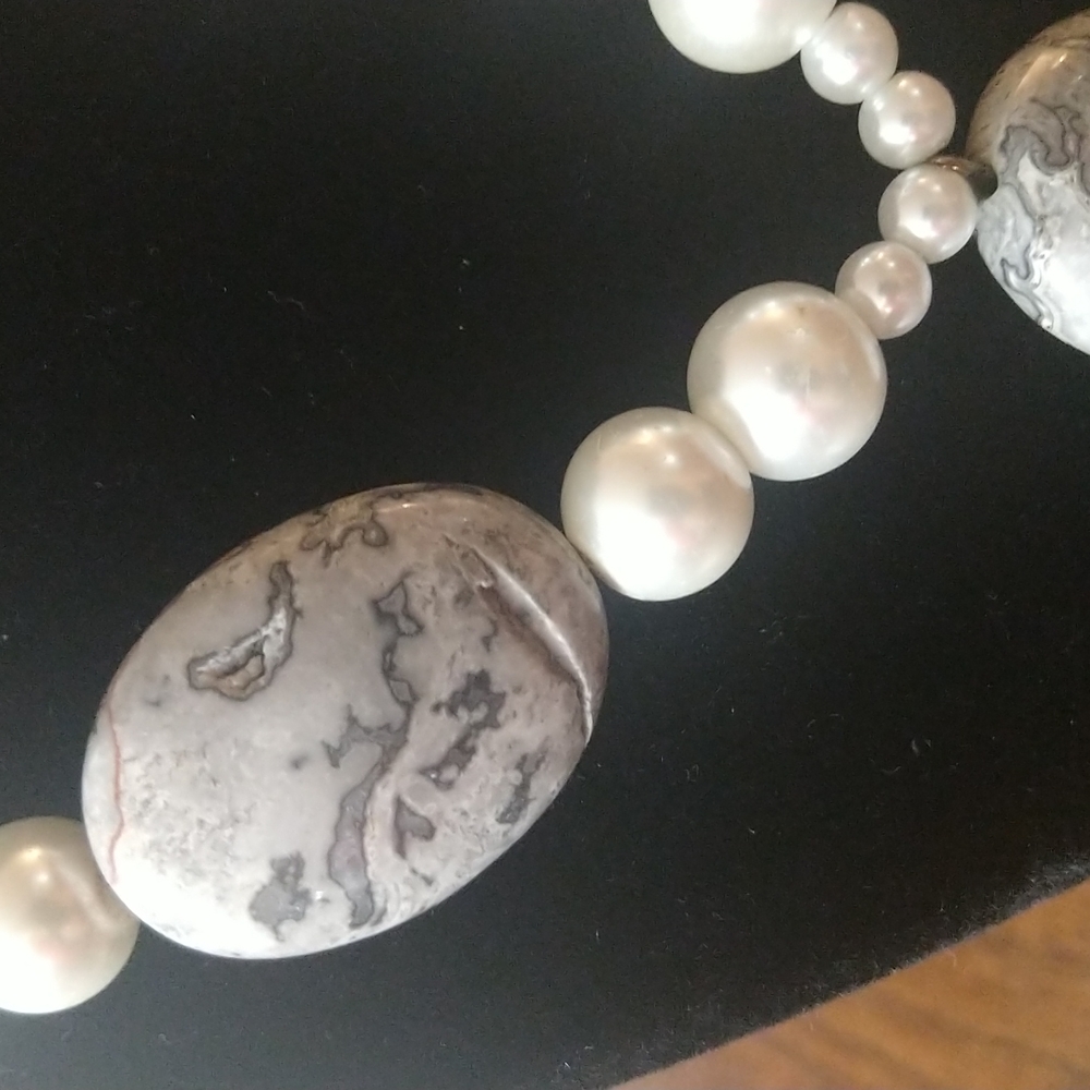 Necklace - Picture 9 of 10